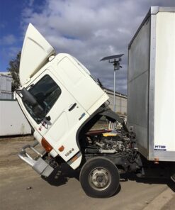 Wrecking 2008 Hino FD 500 (4 x 2) Pantech Truck